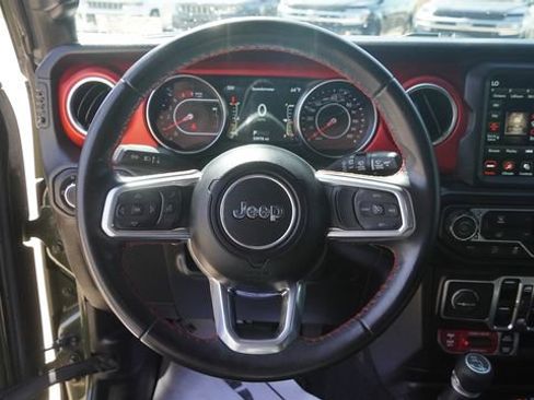 Used 2022 Jeep Wrangler Unlimited Rubicon AWD/4WD image 25