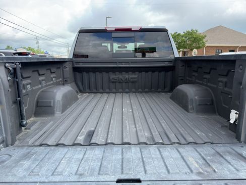 Used 2022 GMC Sierra 1500 SLT w/ SLT Premium Plus Package AWD/4WD image 13