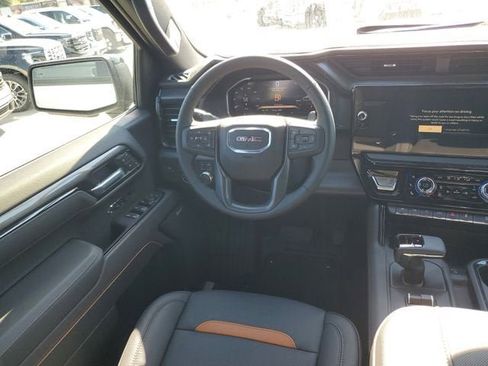 New 2026 GMC Sierra 1500 AT4 w/ AT4 Premium Package AWD/4WD image 13