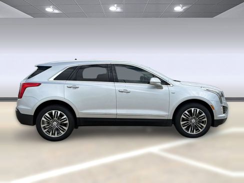 Used 2017 Cadillac XT5 Premium Luxury image 8