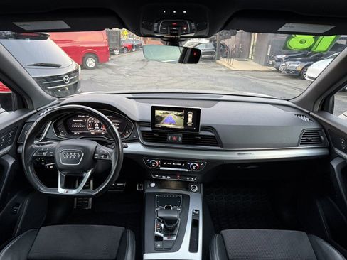 Used 2018 Audi SQ5 Premium Plus w/ Navigation Package image 20