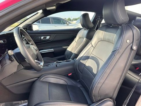 Used 2025 Ford Mustang Premium RWD image 14