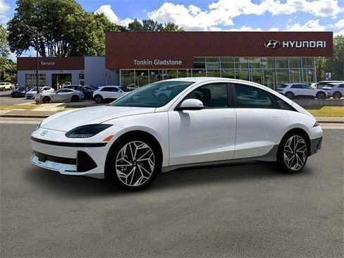 New 2025 Hyundai Ioniq 6 SEL AWD/4WD image 2