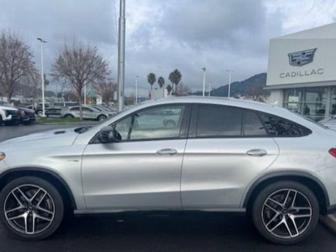 Used 2019 Mercedes-Benz GLE 43 AMG GLE 43 AMG image 5