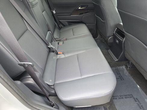 Used 2024 Lexus GX 550 w/ Accessory Package (Z1) image 22