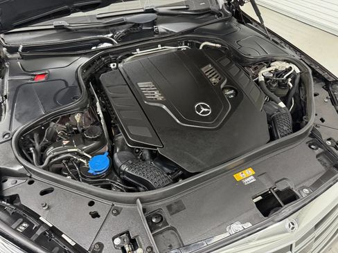 Used 2019 Mercedes-Benz S 560 4MATIC Sedan image 42
