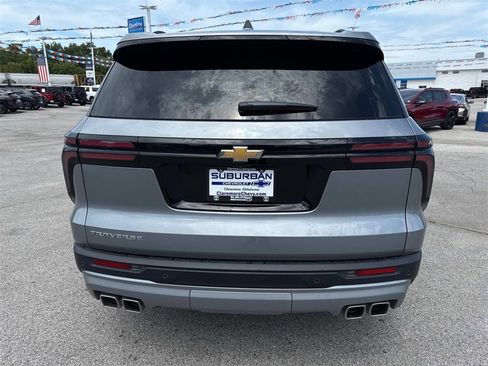 New 2025 Chevrolet Traverse LT w/ Enhanced Driving Package image 4