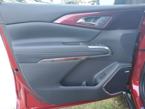 New 2026 Chevrolet Traverse RS image 21