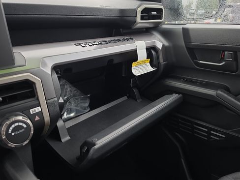 New 2026 Toyota Tacoma SR5 AWD/4WD image 28
