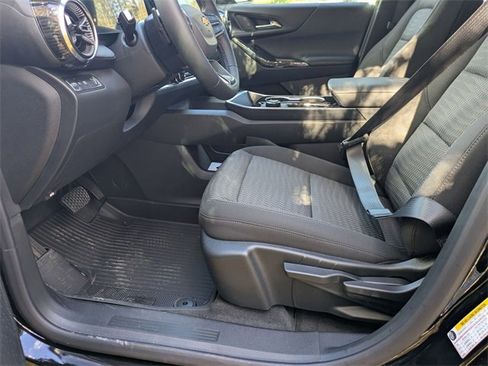 New 2026 Chevrolet Equinox LT image 10