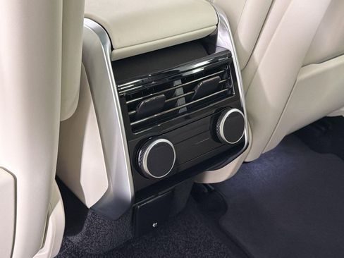 New 2026 Land Rover Range Rover SE image 28