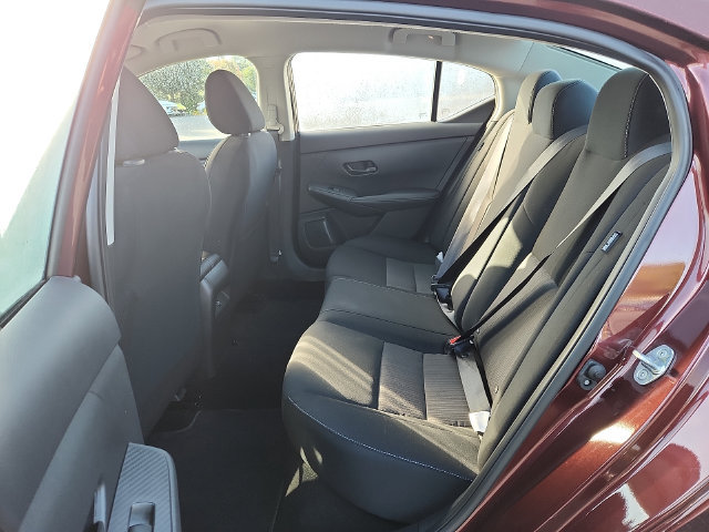 Used 2024 Nissan Sentra SV FWD image 11