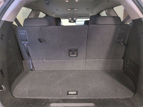 Used 2011 Chevrolet Traverse LT w/ All-Star Package image 28