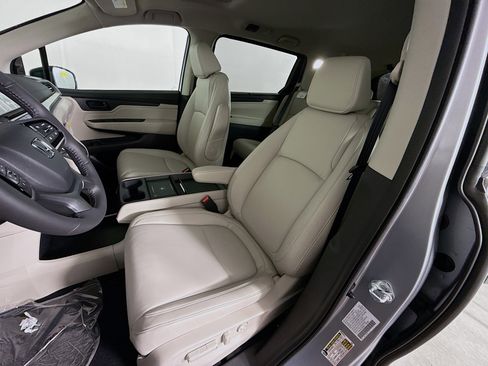 New 2026 Honda Odyssey EX-L image 25