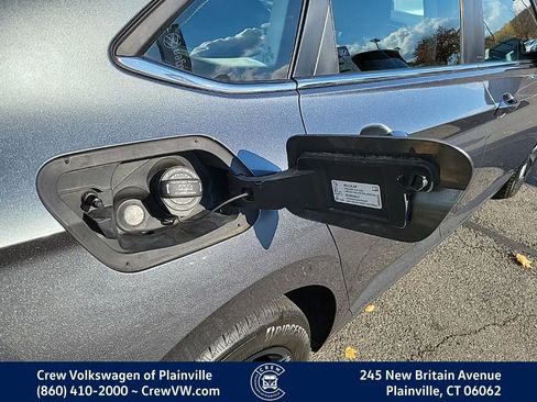 Certified 2022 Volkswagen Jetta SE image 32