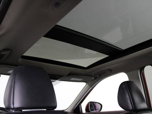 Certified 2021 Nissan Rogue SV w/ Premium Package image 24