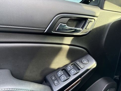 Used 2019 Chevrolet Tahoe LS image 16