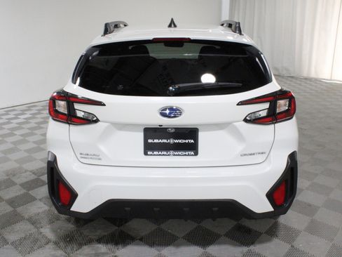 Used 2025 Subaru Crosstrek 2.0i Premium AWD/4WD image 27