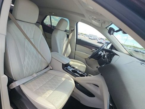Used 2023 Buick Envision Avenir FWD image 5
