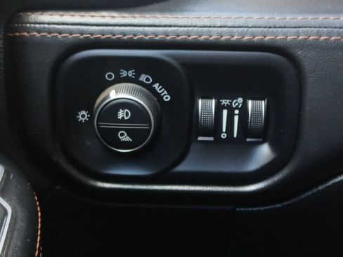 Used 2022 RAM 2500 Limited AWD/4WD image 12