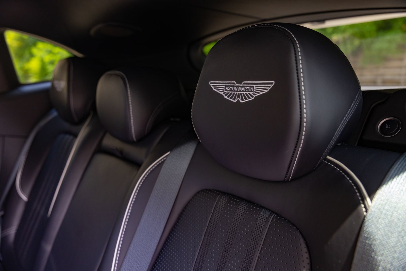 Used 2026 Aston Martin DBX 707 AWD/4WD image 23