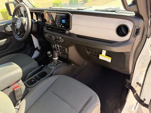 Used 2025 Jeep Wrangler Unlimited Sport S 4xe AWD/4WD image 14