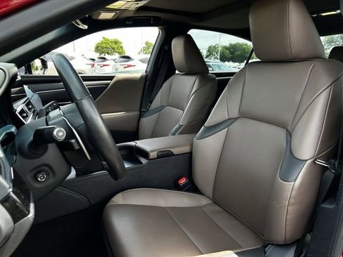Used 2023 Lexus ES 350 w/ Premium Package FWD image 29