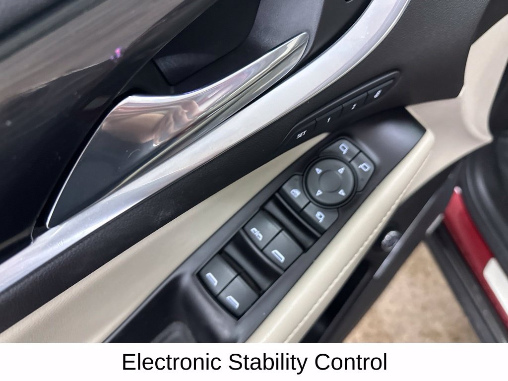 Used 2020 Buick Enclave Premium w/ Sun and Sites Package AWD/4WD image 36