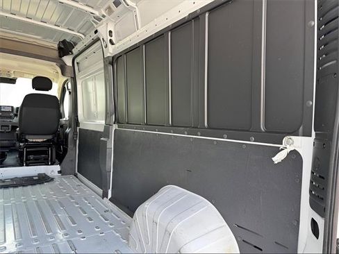 Used 2023 RAM ProMaster 2500 image 10