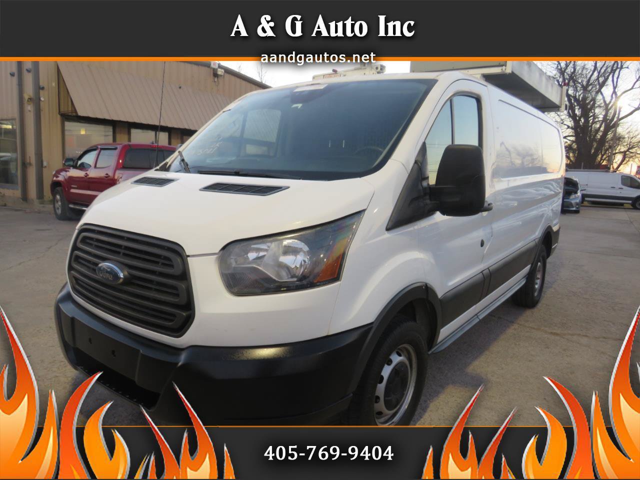 Used 2017 Ford Transit 250 130 Low Roof RWD image 1