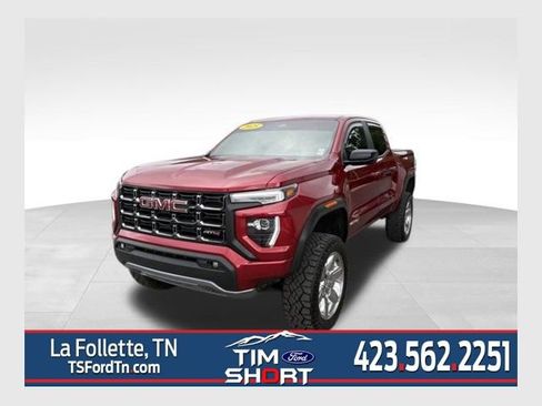 Used 2025 GMC Canyon AT4 AWD/4WD image 1