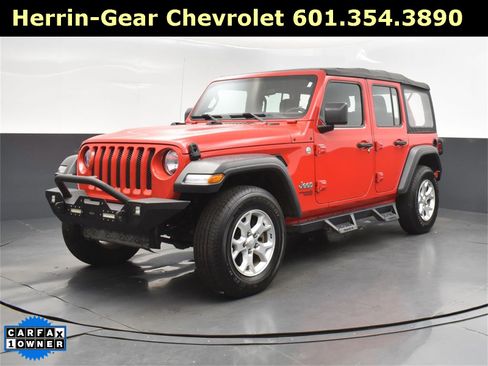 Used 2018 Jeep Wrangler Unlimited Sport image 3