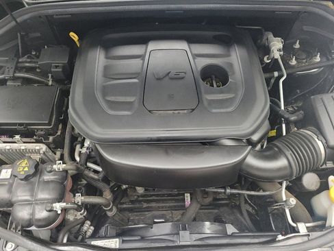 Used 2020 Jeep Grand Cherokee Laredo image 30