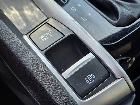Used 2016 Honda Civic LX-P image 39