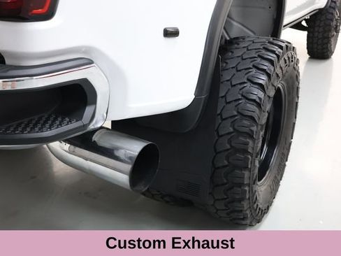 Used 2021 GMC Sierra 3500 4x4 Crew Cab w/ Gooseneck/5TH Wheel Package image 37