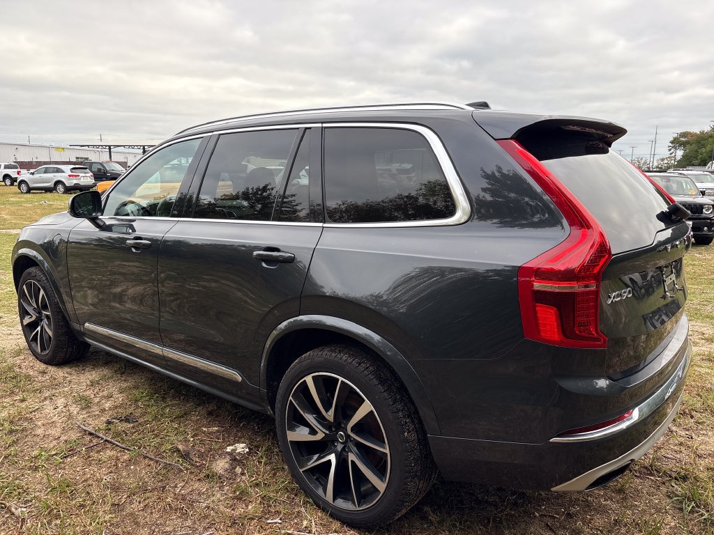Used 2021 Volvo XC90 T8 Inscription Expression w/ Climate Package AWD/4WD image 12