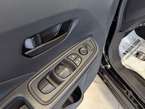 New 2025 Nissan Versa S w/ Trunk Package image 9