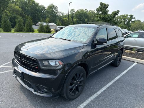 Used 2017 Dodge Durango GT w/ Premium Group AWD/4WD image 2