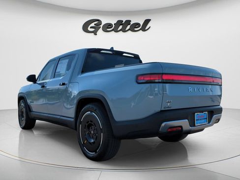 Used 2025 Rivian R1T Adventure Dual AWD/4WD image 7