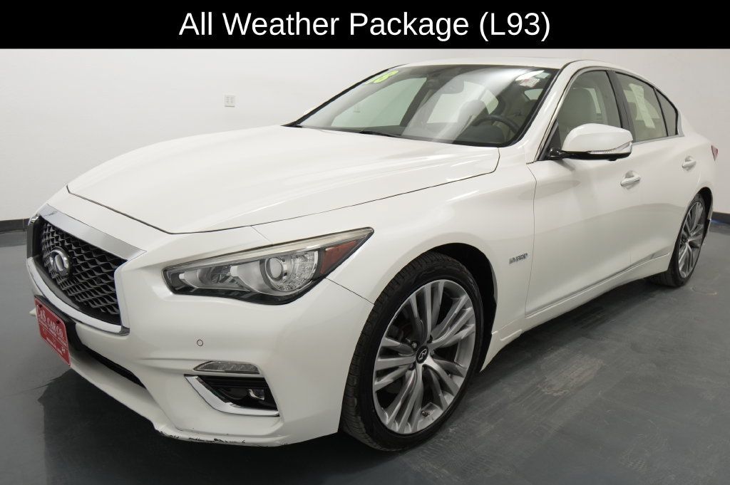 Used 2018 INFINITI Q50 Luxe w/ All Weather Package (L93) AWD/4WD image 3