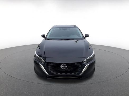 Used 2025 Nissan Sentra S image 4