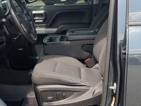 Used 2018 Chevrolet Silverado 1500 LT w/ All Star Edition image 11