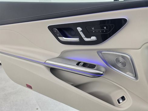 New 2026 Mercedes-Benz CLE 300 4MATIC Coupe image 17