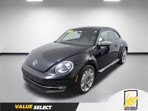 Used 2013 Volkswagen Beetle Turbo FWD image 1