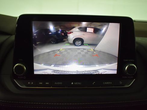 Certified 2023 Nissan Rogue SV image 22