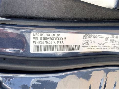 Used 2021 Dodge Durango SXT w/ 3rd Row Seating Group RWD image 35