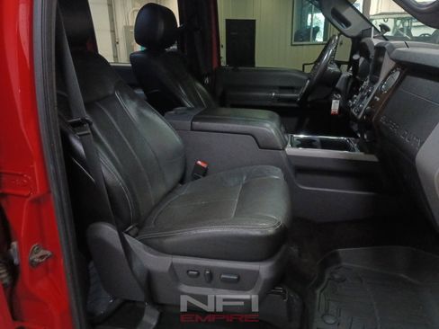 Used 2014 Ford F350 Lariat w/ Chrome Package image 39