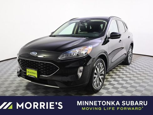 Used 2020 Ford Escape Titanium image 1