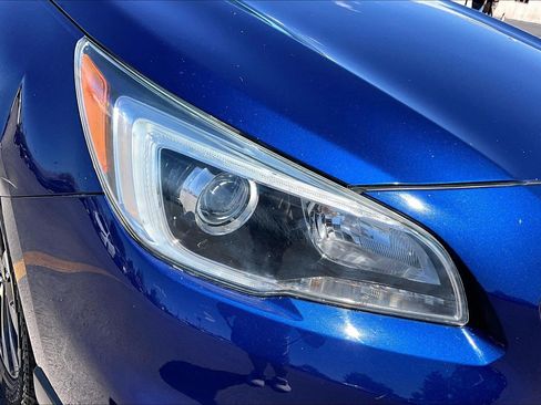 Used 2016 Subaru Outback 2.5i Limited AWD/4WD image 30