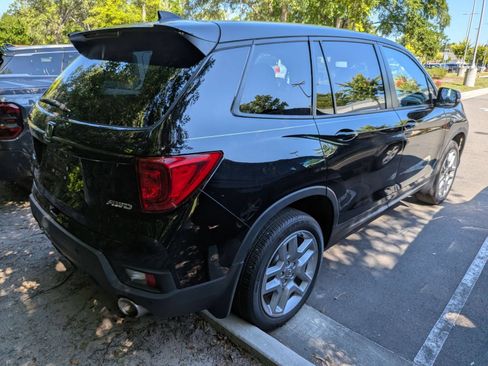 Used 2025 Honda Passport EX-L image 2